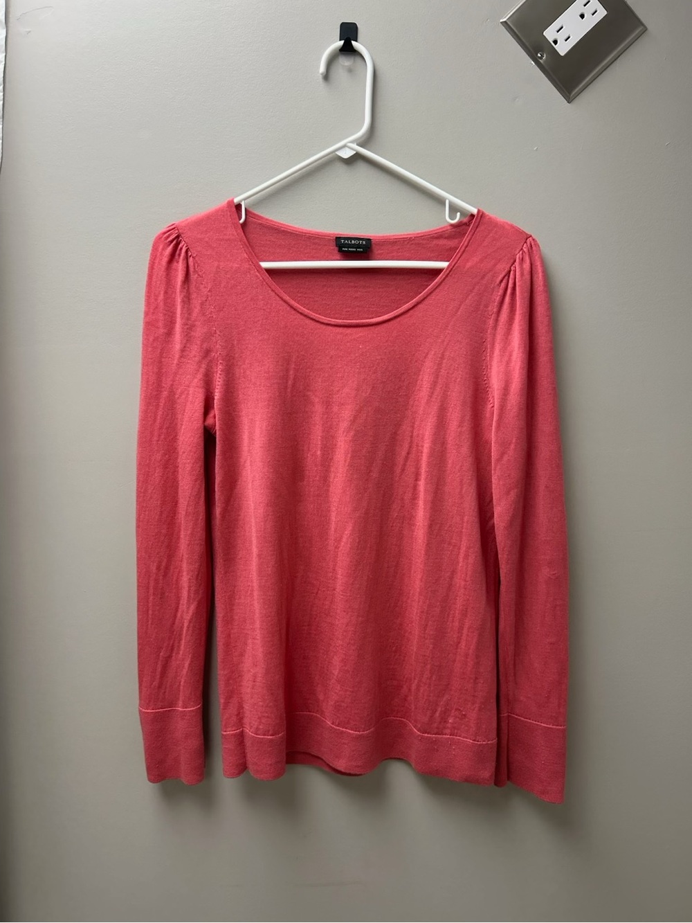 Talbots Women’s Coral-Pink Long Sleeve Knit Sweater
